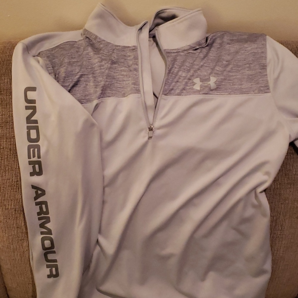 Lightweight quarter zip